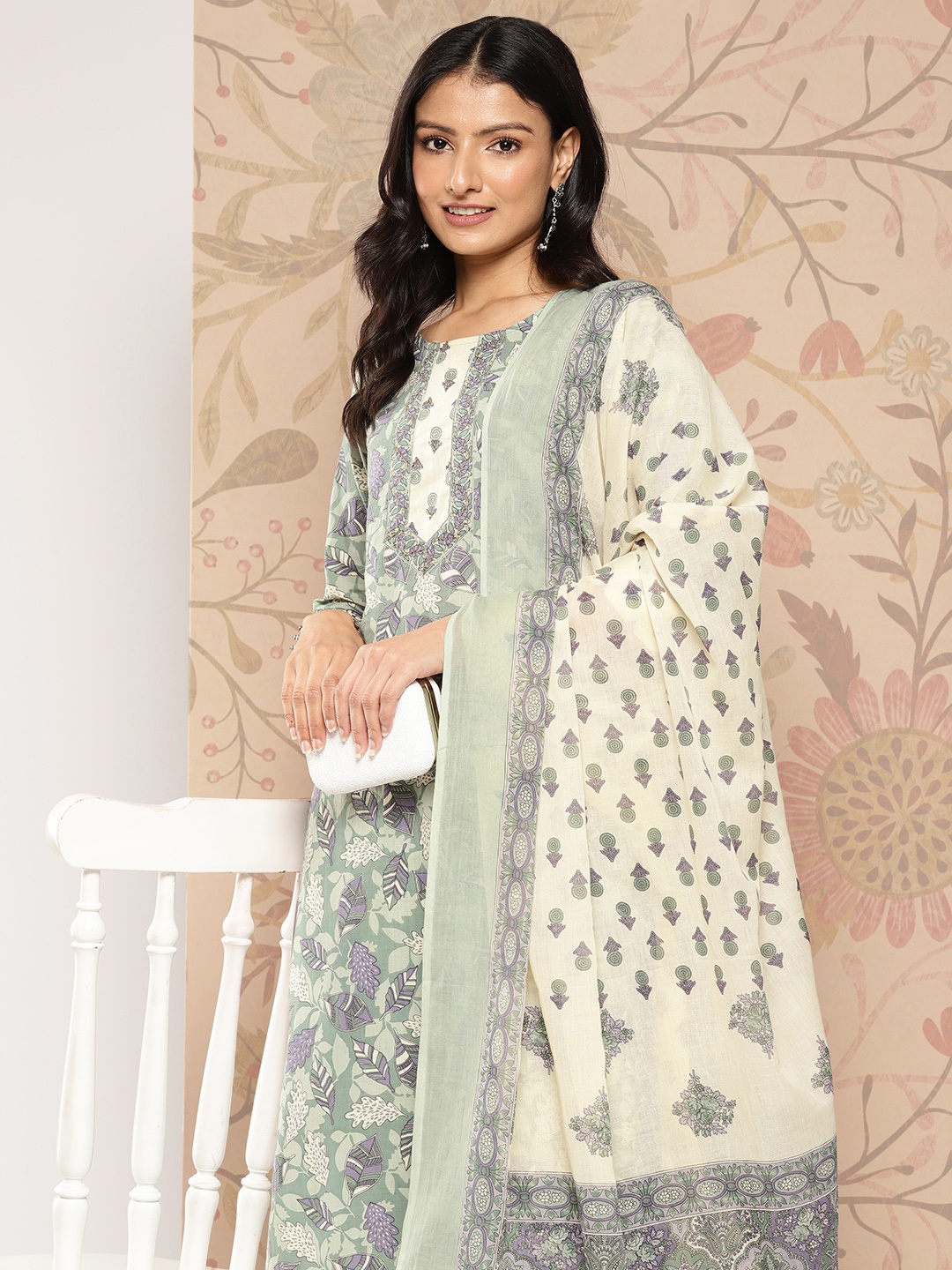 

Yufta Women Floral Printed Regular Pure Cotton Kurta with Trousers & With Dupatta, Green