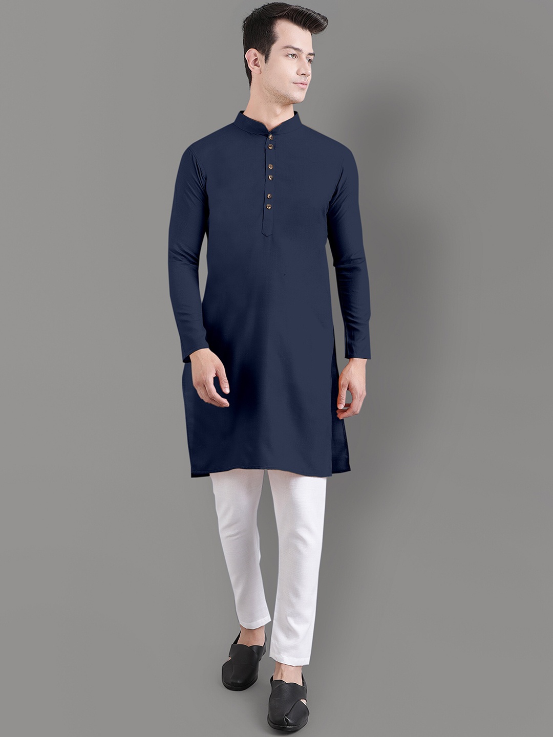 

Murta Trends Regular Kurta with Pyjamas, Navy blue