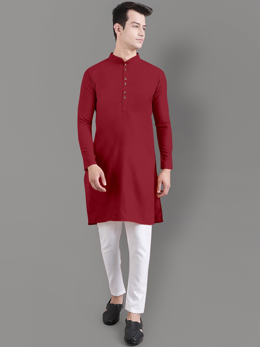 

Murta Trends Regular Kurta with Pyjamas, Maroon
