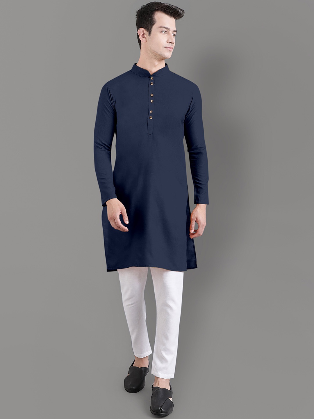 

Murta Trends Regular Kurta with Pyjamas, Navy blue