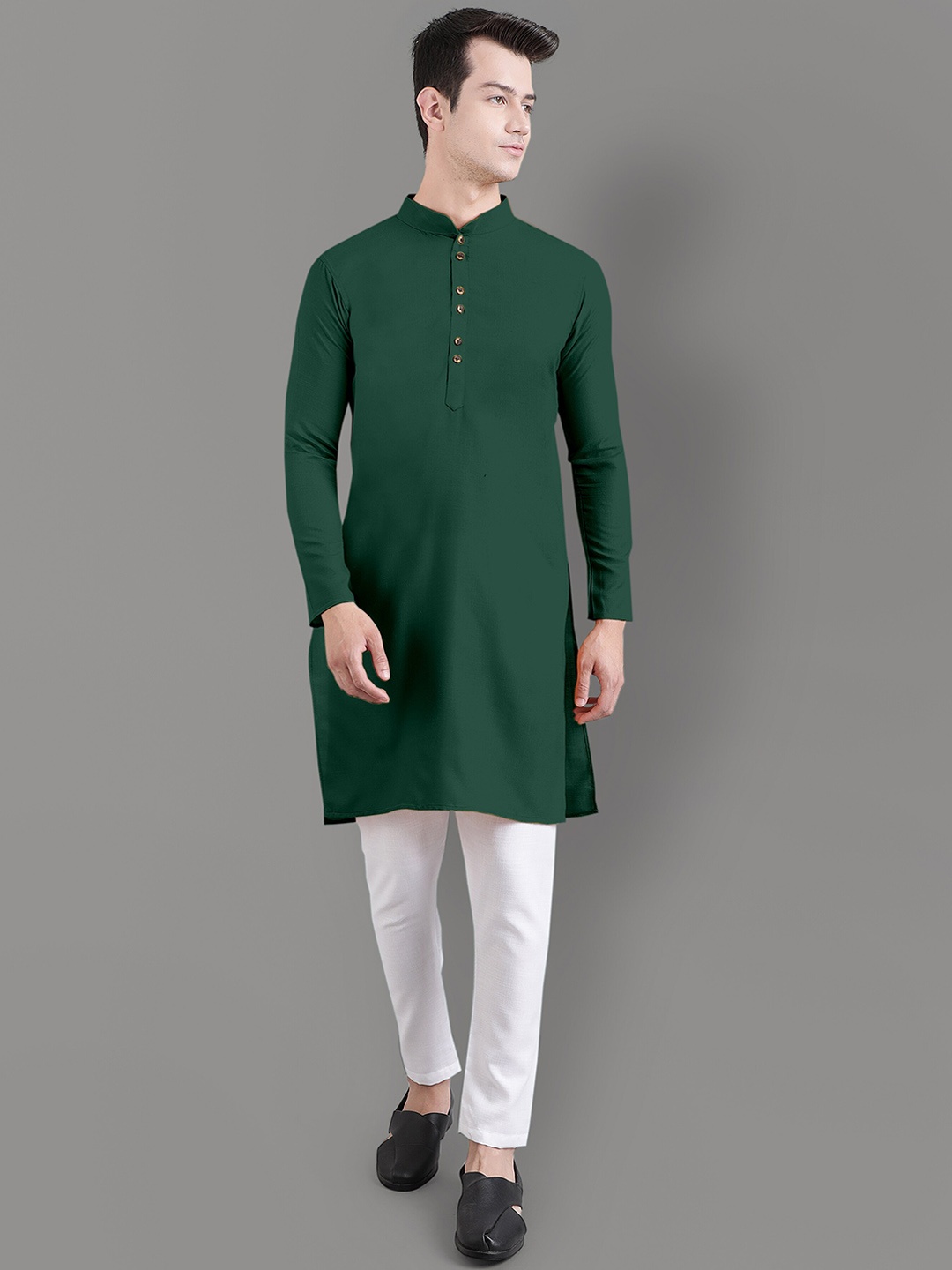 

Murta Trends Mandarin Collar Regular Kurta with Pyjamas, Green
