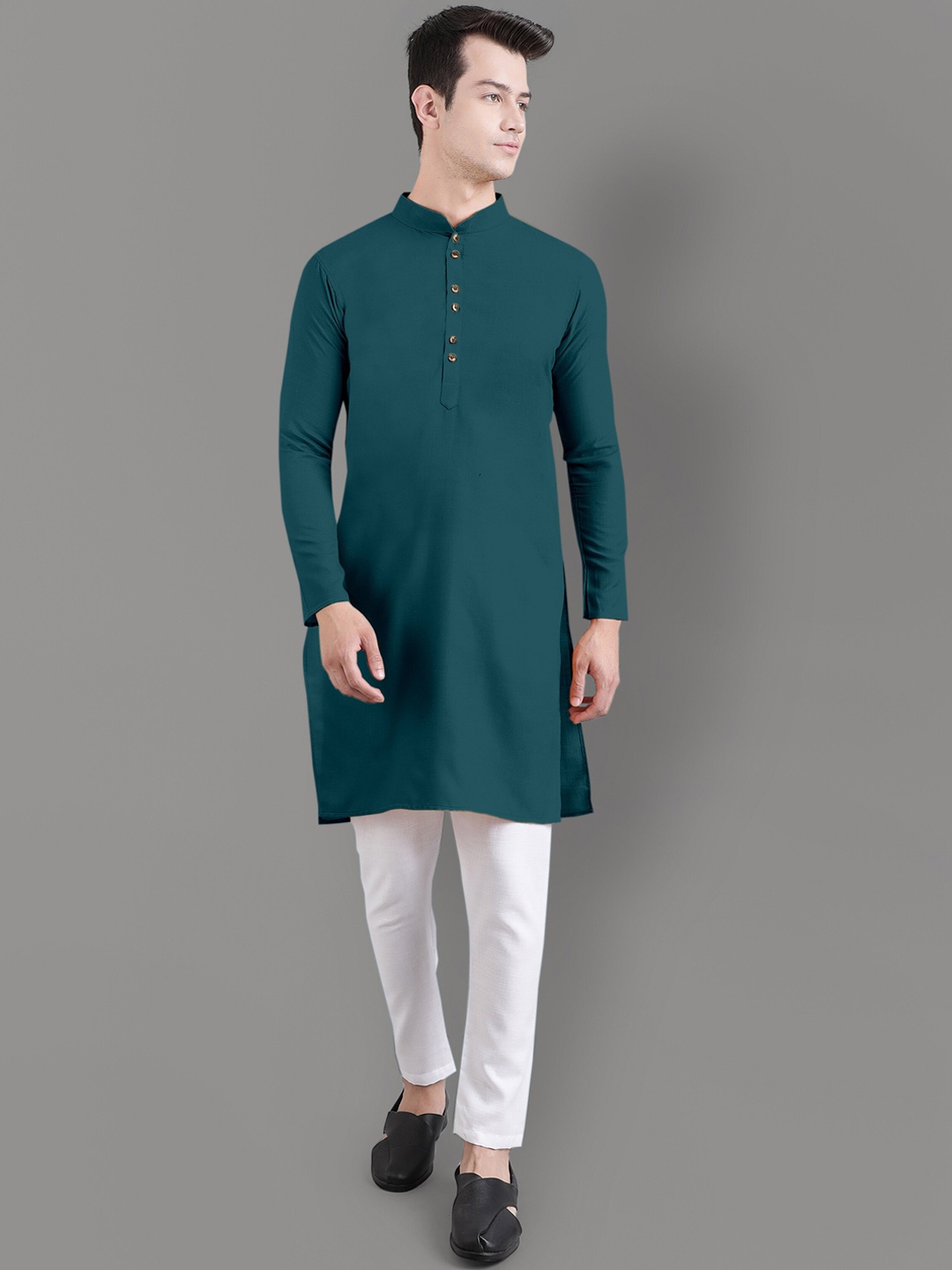 

Murta Trends Mandarin Collar Regular Straight Kurta With Pyjamas, Green