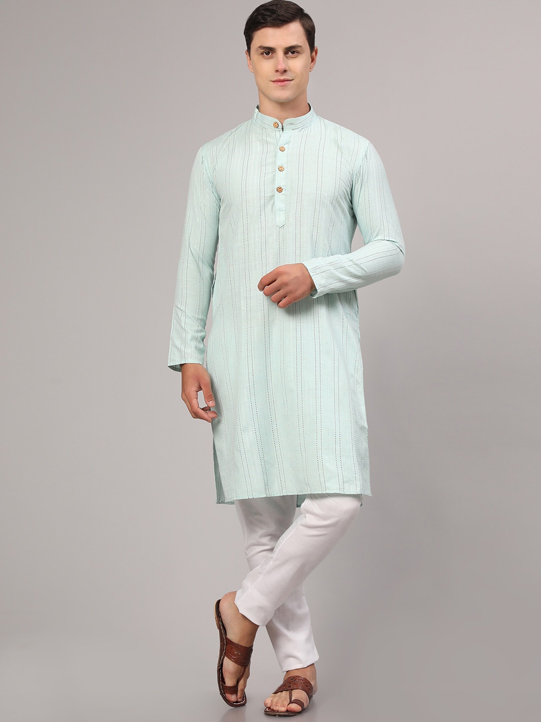 

Murta Trends Striped Mandarin Collar Kurta with Pyjamas, Blue