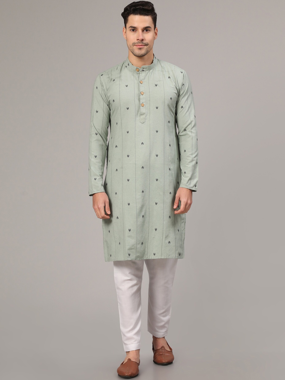 

Murta Trends Ethnic Motifs Regular Kurta with Pyjamas, Olive