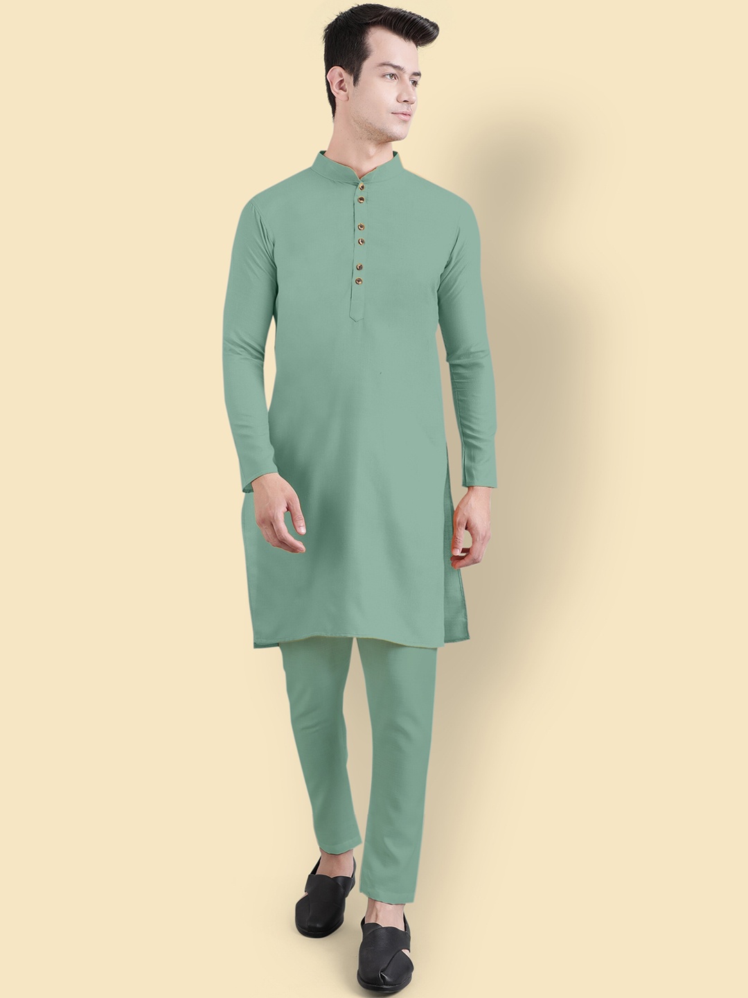 

Murta Trends Mandarin Collar Regular Kurta with Pyjamas, Olive