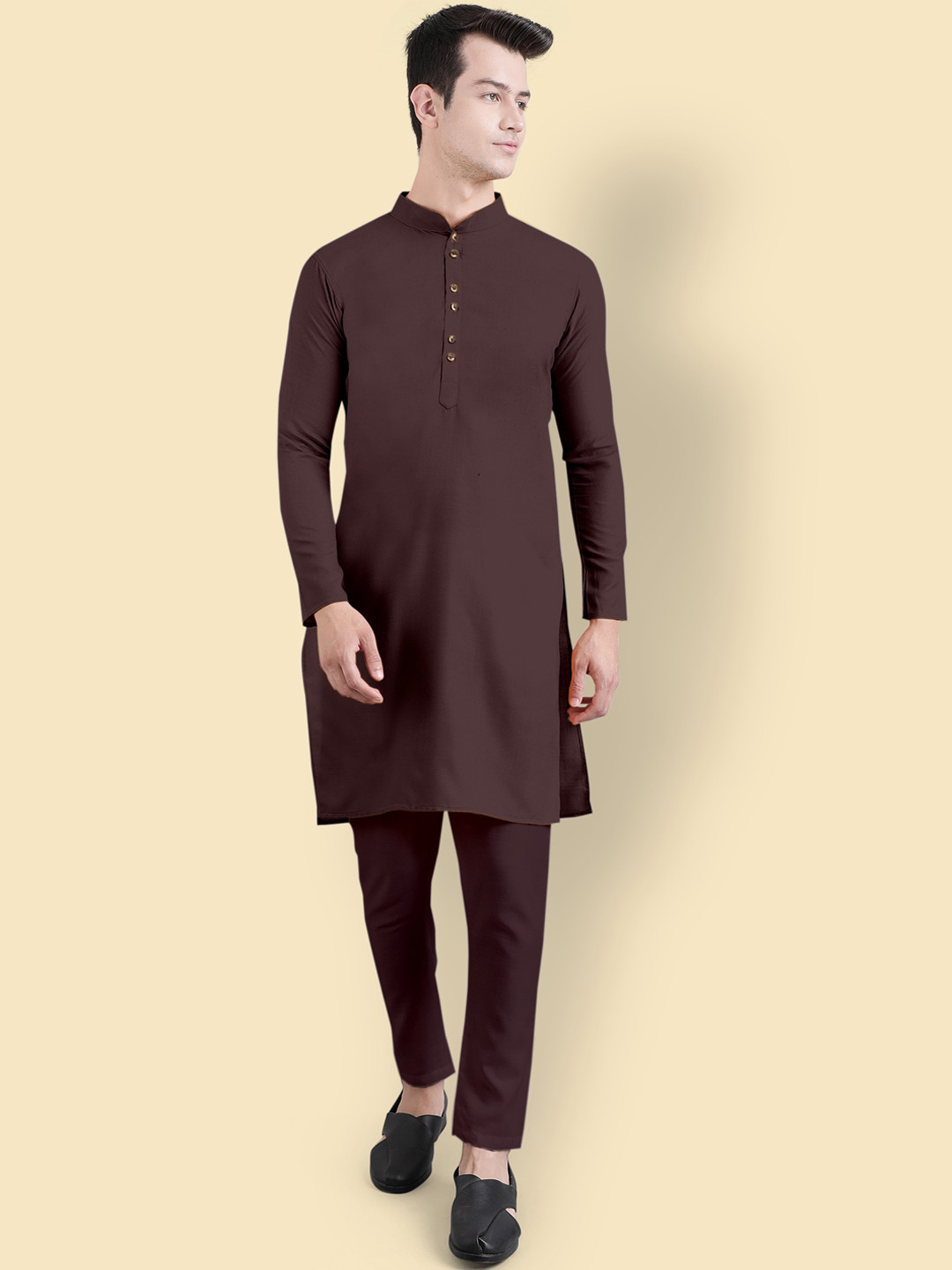 

Murta Trends Mandarin Collar Regular Kurta with Pyjamas, Coffee brown