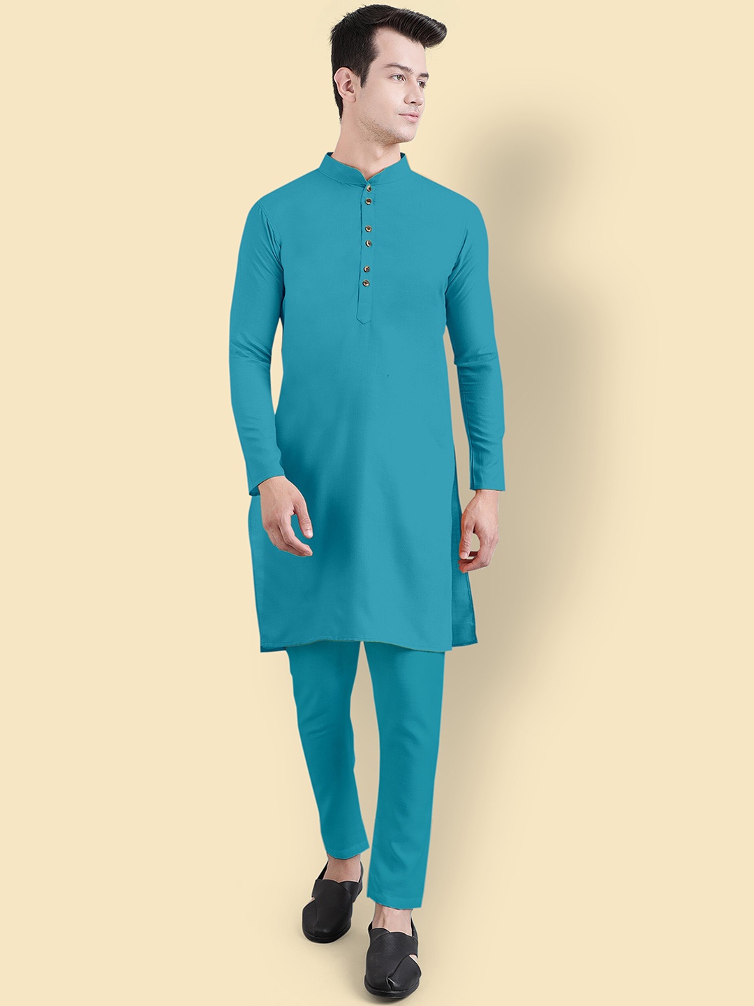 

Murta Trends Mandarin Collar Regular Kurta with Pyjamas, Turquoise blue