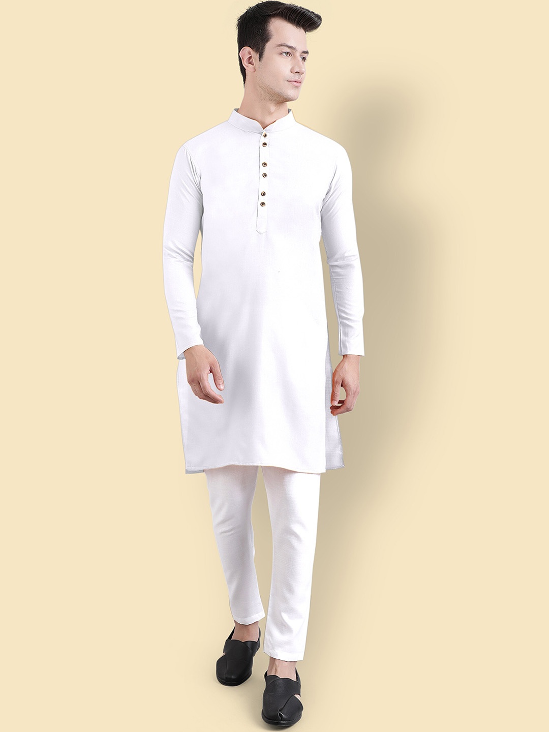 

Murta Trends Mandarin Collar Regular Kurta with Pyjamas, White