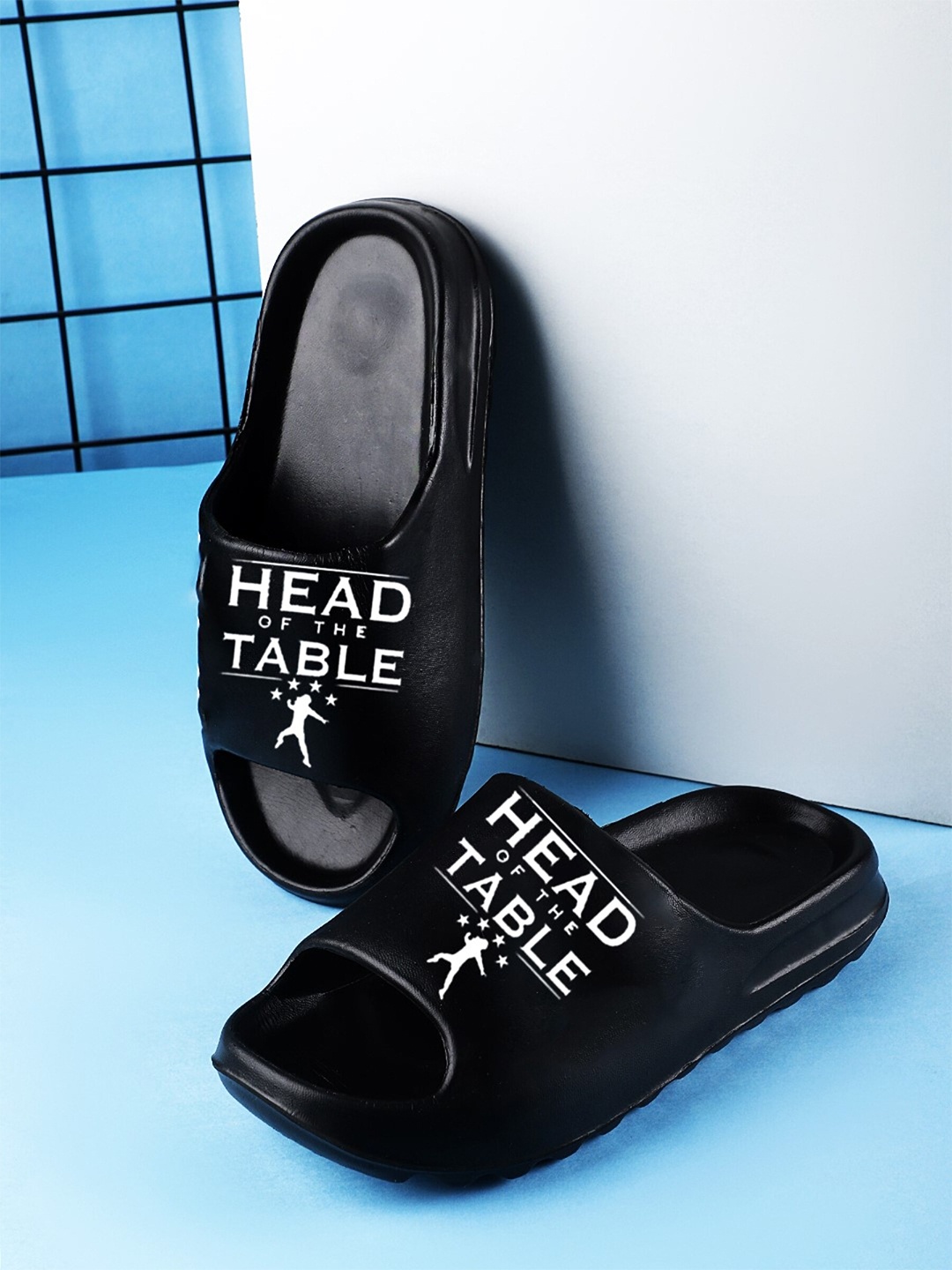 

Pampy Angel Men YEE-Head Printed Rubber Sliders, Black