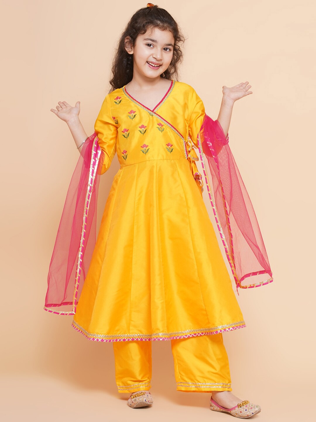 

Bitiya by Bhama Girls Floral Embroidered Angrakha Kurta With Trousers & Dupatta, Yellow