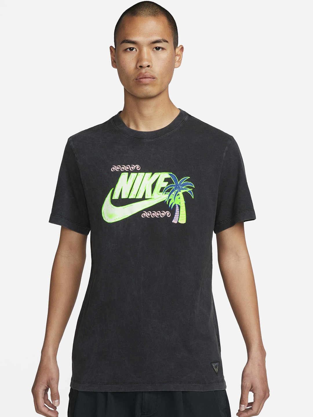 

Nike Men Printed Sportswear Cotton T-Shirt, Black