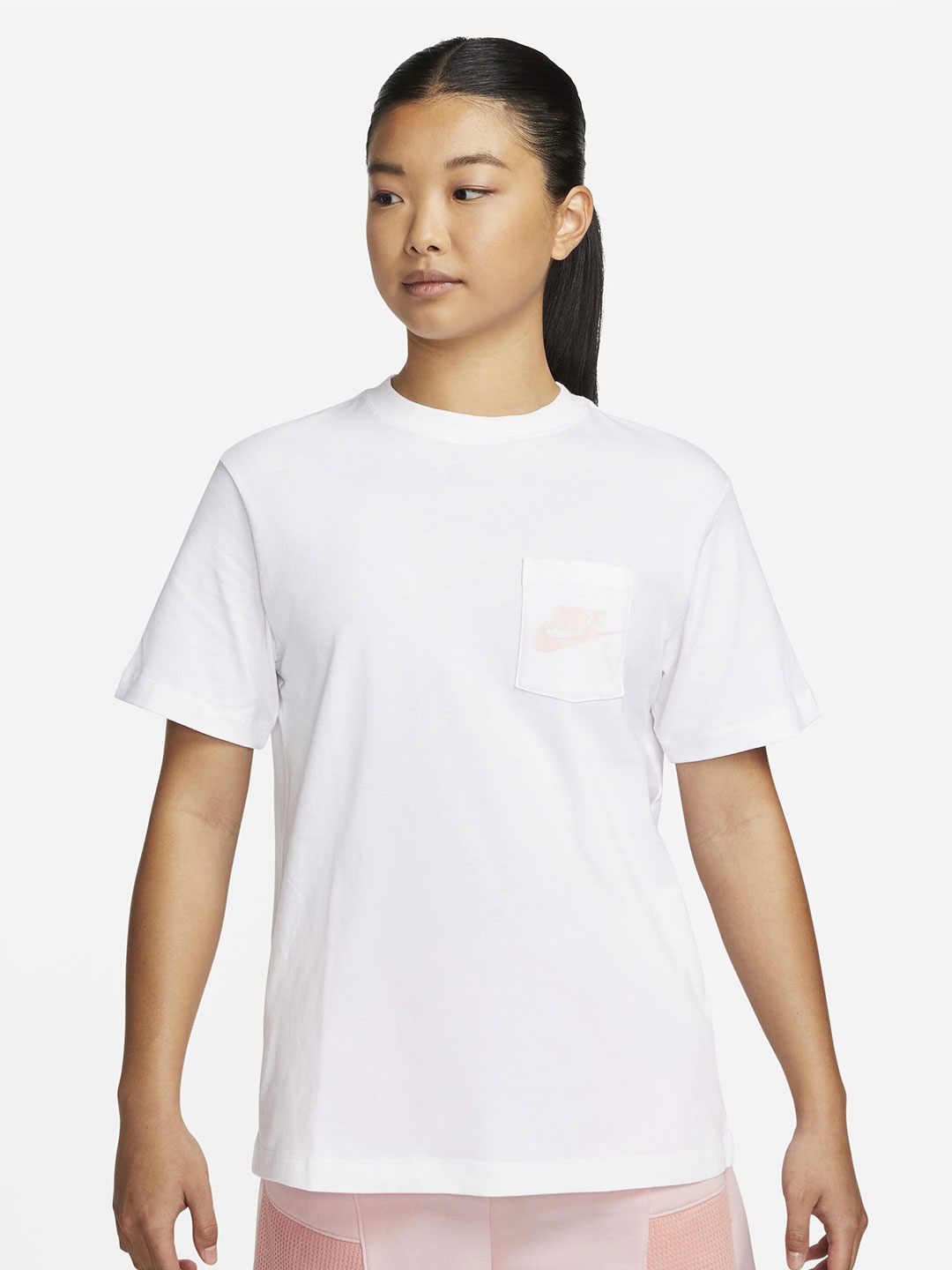 

Nike Women Sportswear Printed Cotton Pocket T-Shirt, White