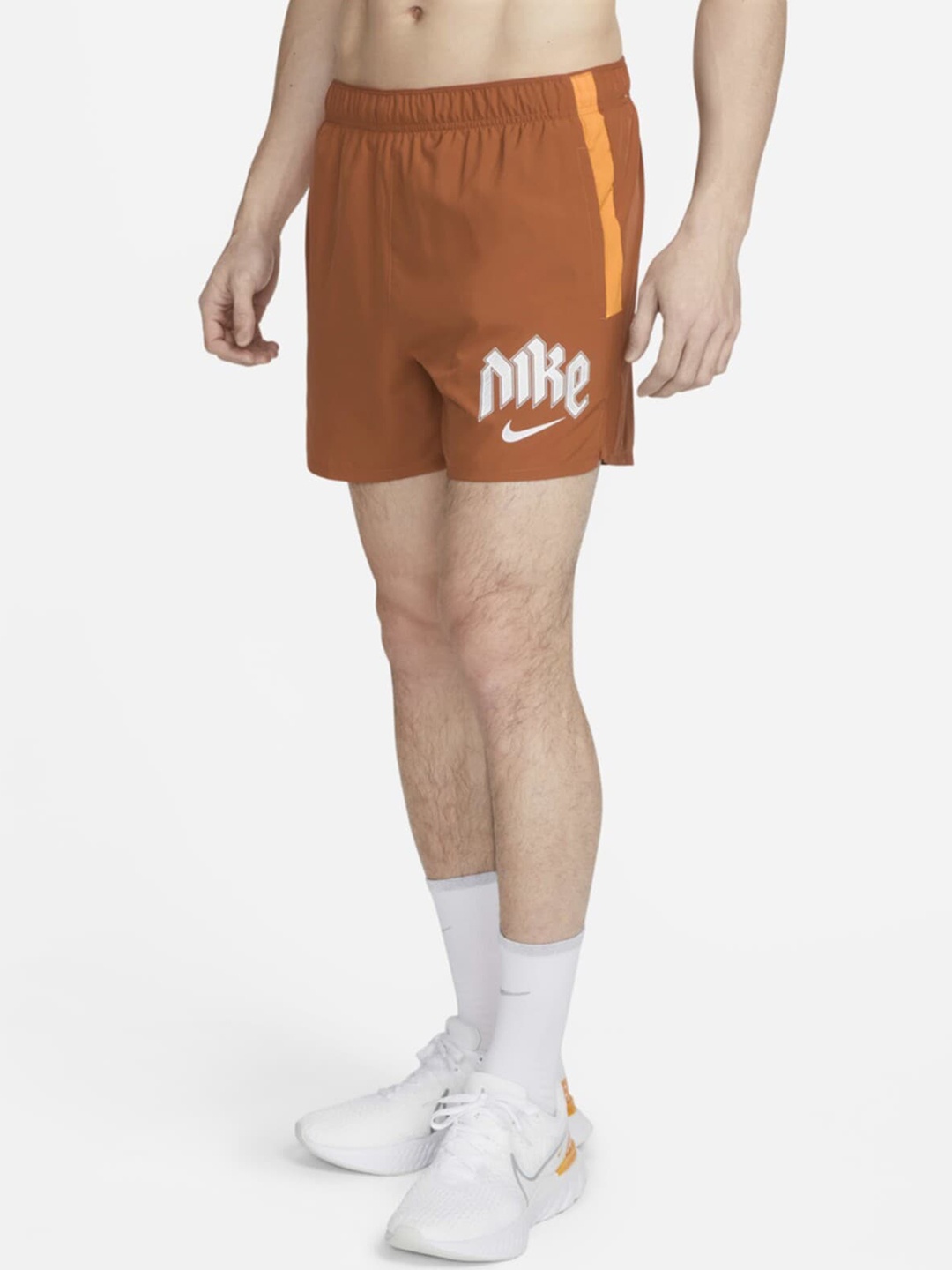 

Nike Men Dri-FIT Run Division Challenger Graphic-Printed Brief-Lined Running Shorts, Brown