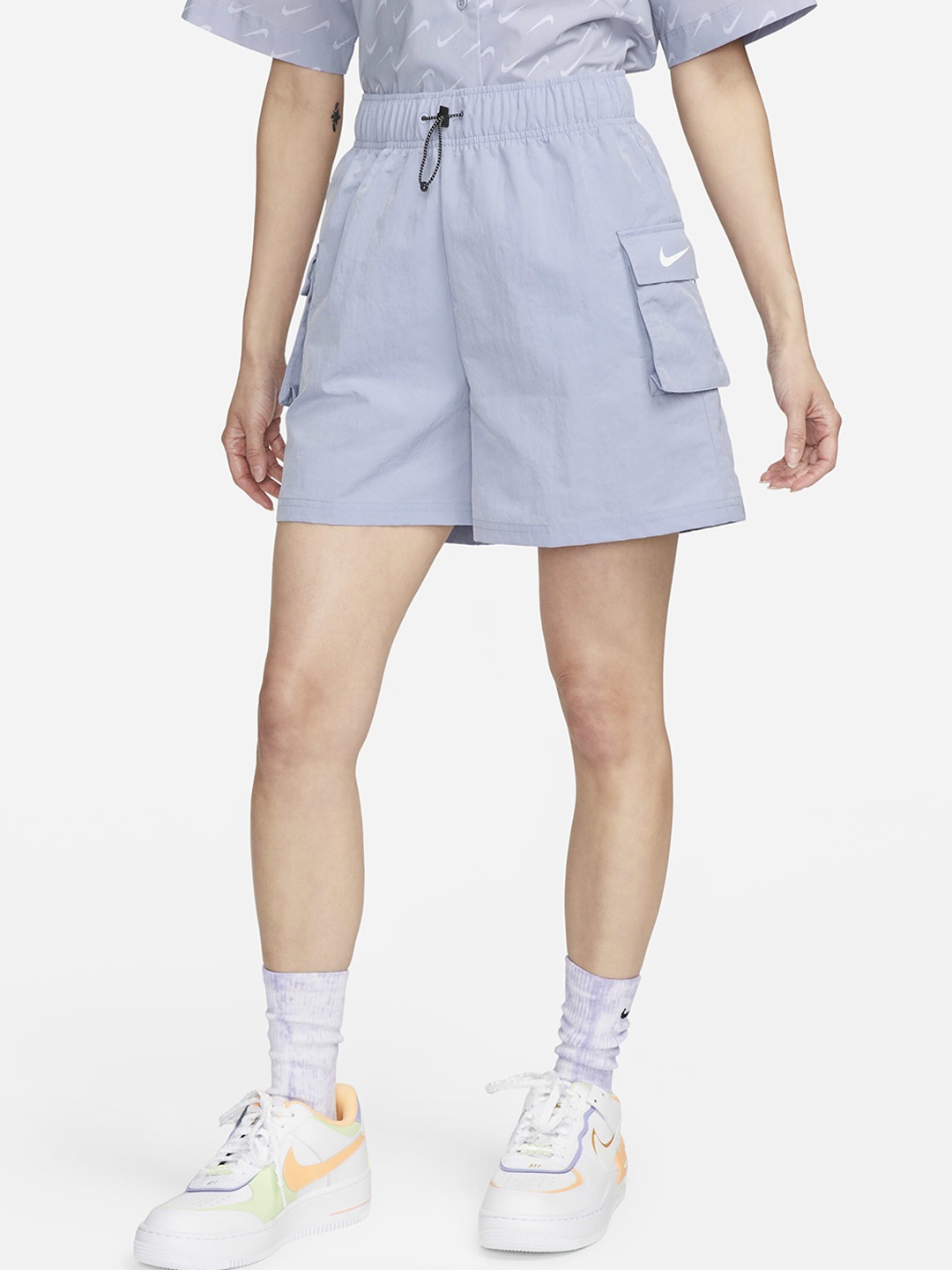 

Nike Women Sportswear Essential High-Waisted Shorts, Purple