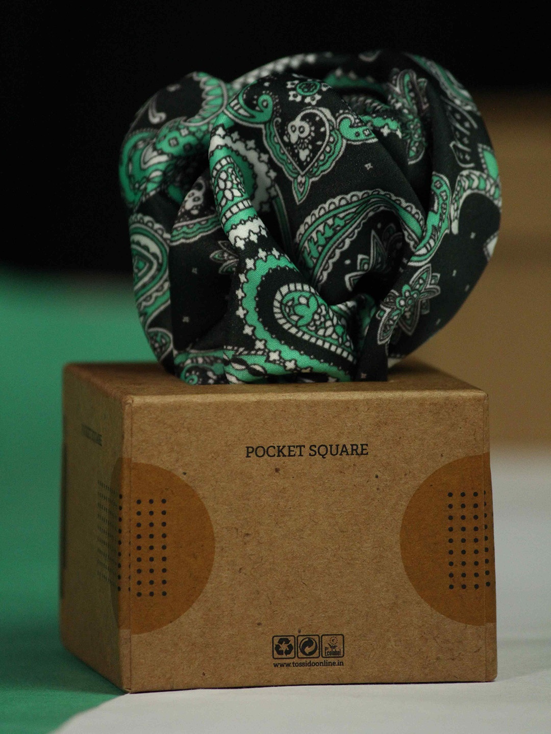 

Tossido Men Paisley Printed Pocket Square, Black