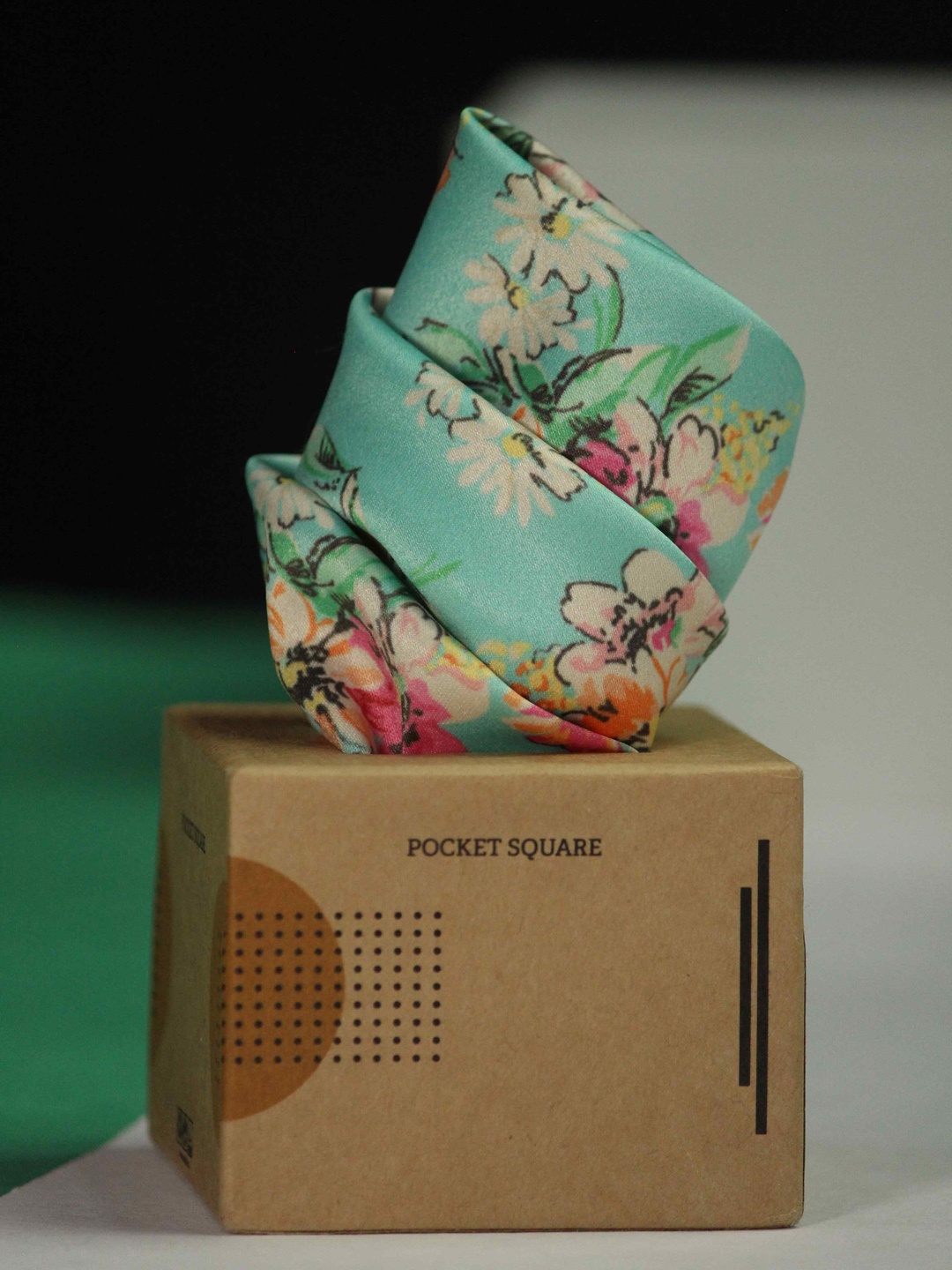 

Tossido Men Floral Printed Pocket Square, Green