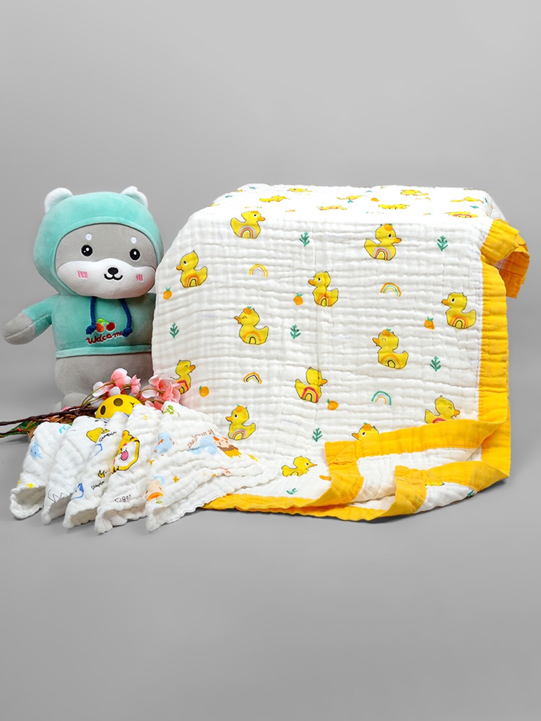 

Moms Home Kids White 5 Pieces Printed Summer 500 GSM Organic Cotton Blanket & Napkins