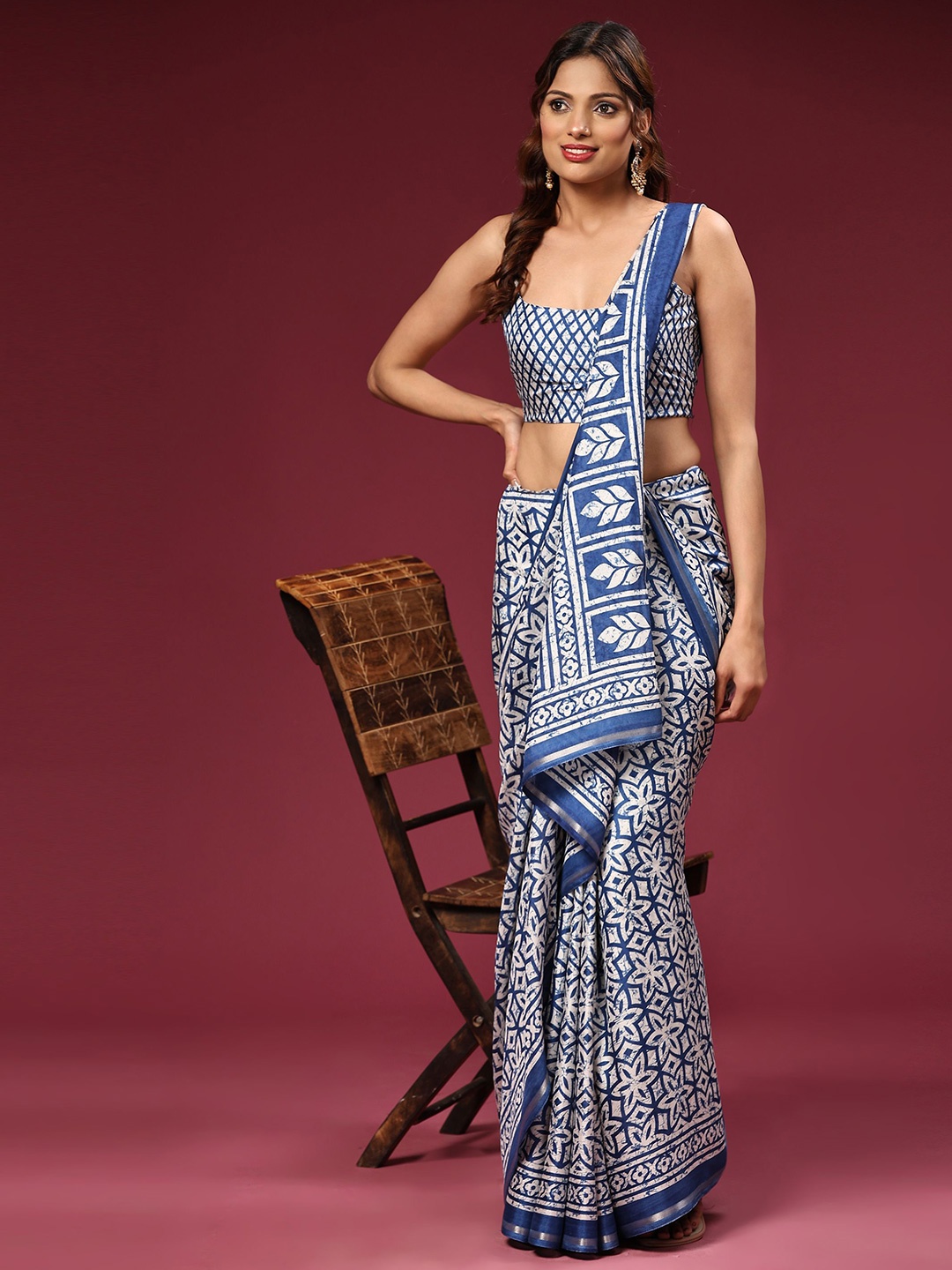 

DIVASTRI Floral Printed Zari Pure Cotton Saree, Blue