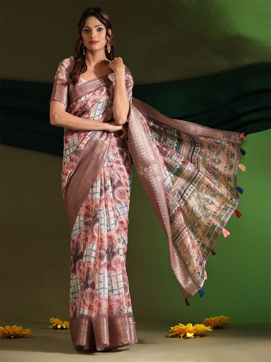

DIVASTRI Zari Pure Cotton Saree, Peach