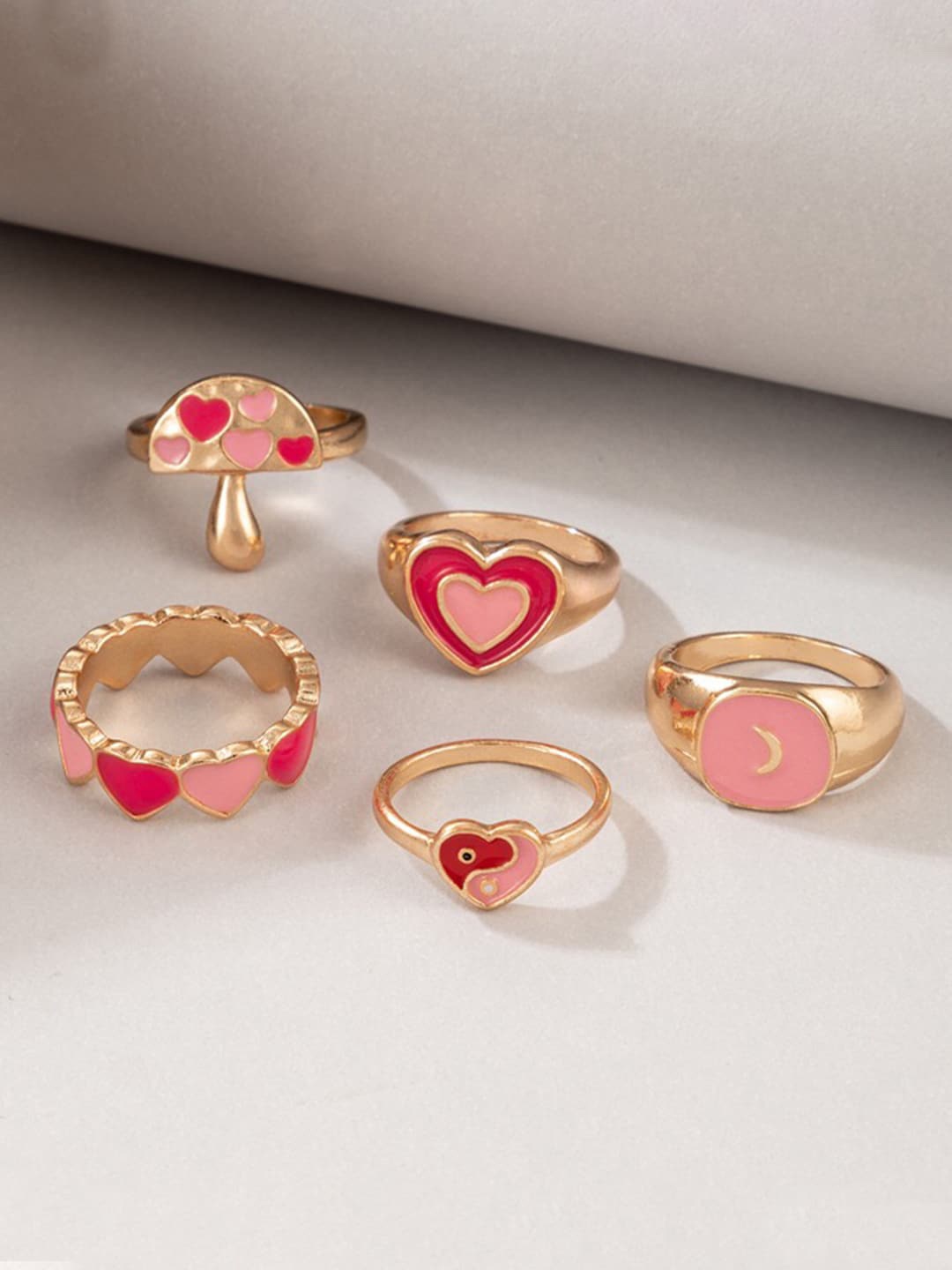 

DressBerry Set Of 5 Gold-Plated Enameled Finger Rings, Pink