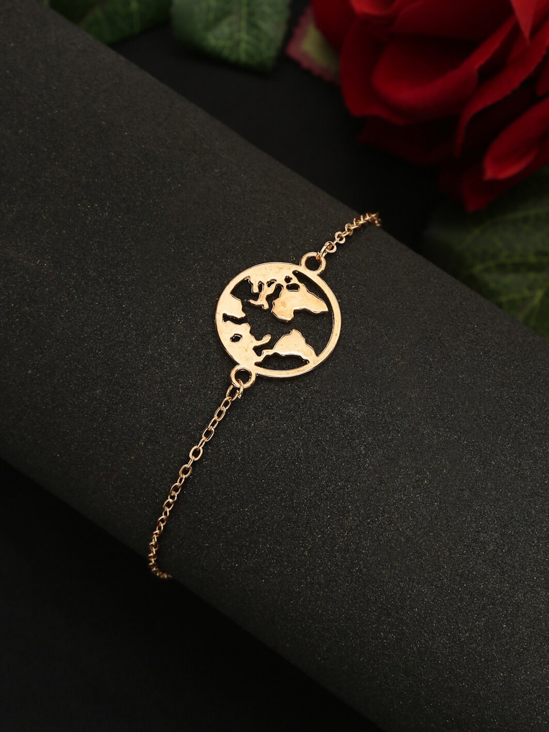 

DressBerry Women Gold-Plated Charm Bracelet