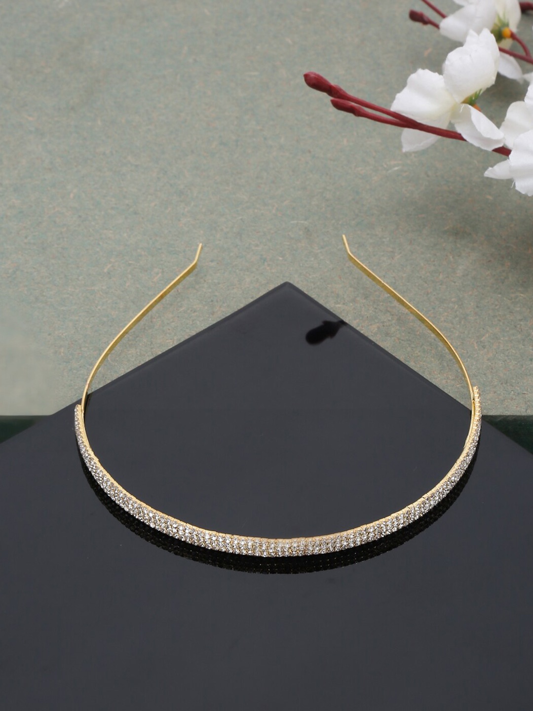 

DressBerry Women Gold-Toned & White Embellished Hairband