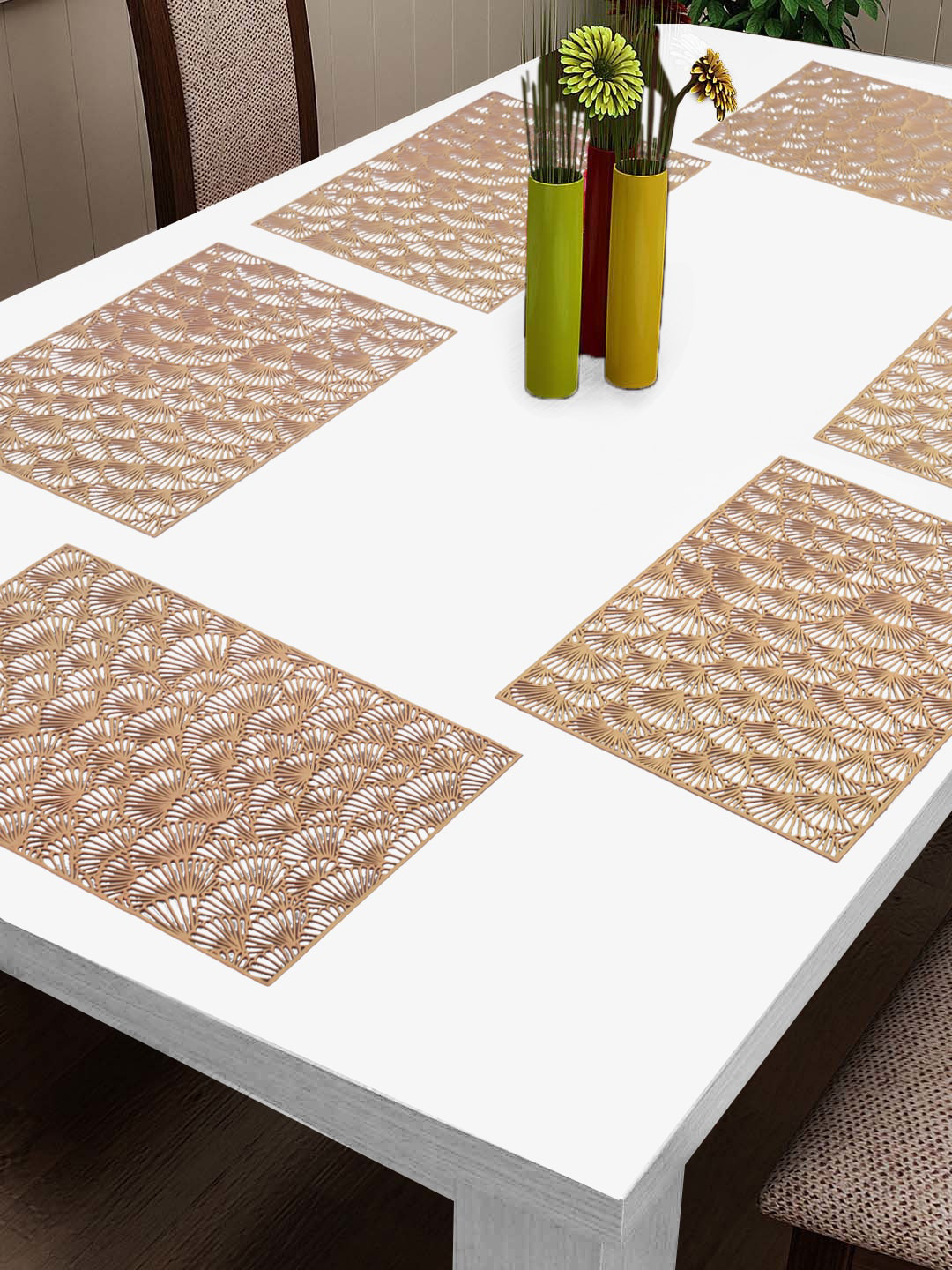 

FABINALIV Gold Toned 6 Pieces Textured PVC Table Placemats