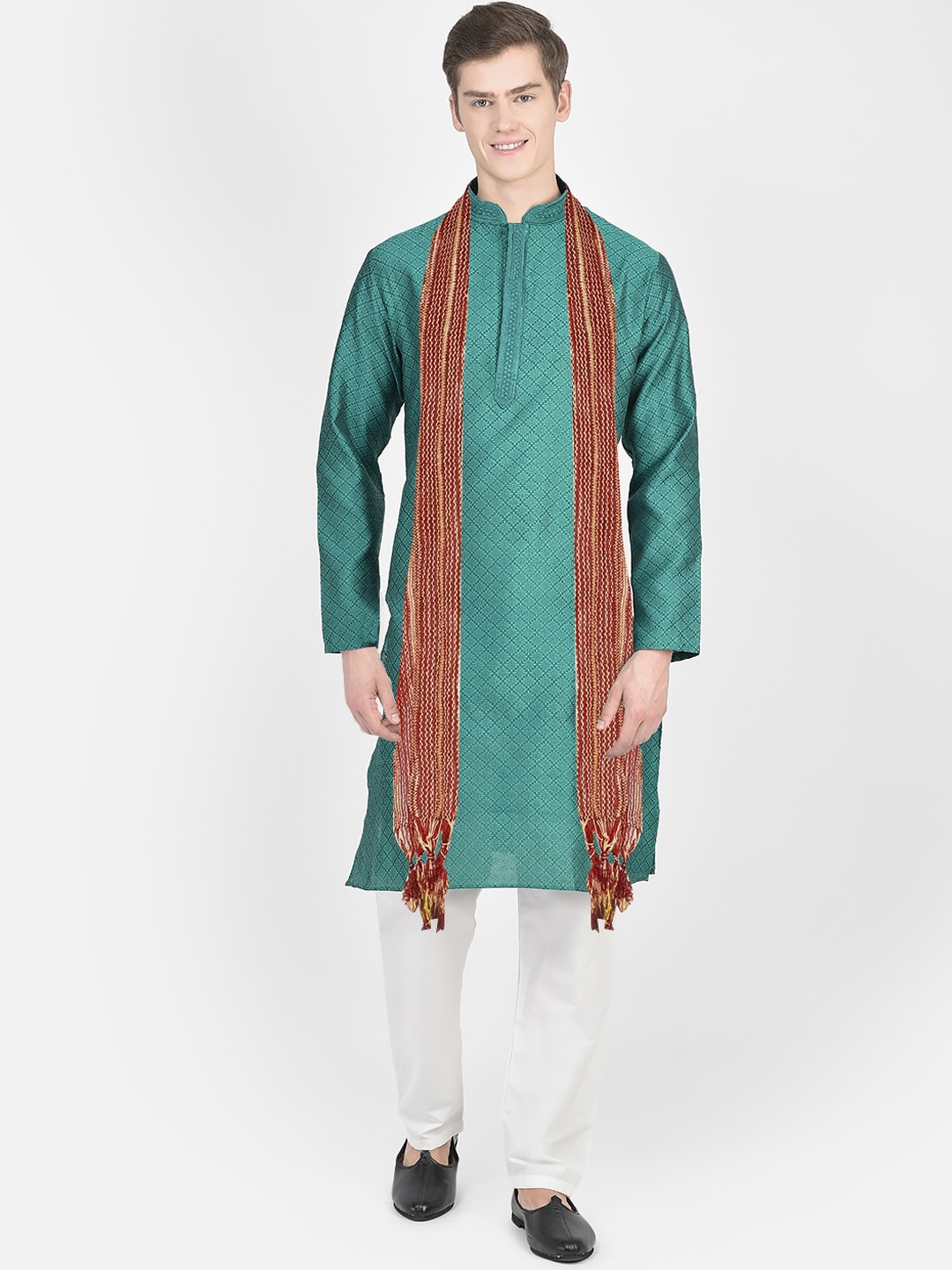 

SG LEMAN Ethnic Motifs Woven Design Thread Work Kurta with Pyjamas & Dupatta, Turquoise blue