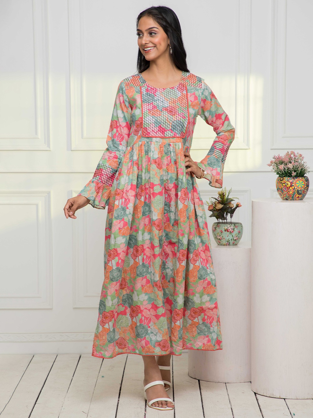

Myshka Floral Printed Bell Sleeve Fit & Flare Maxi Dress, Green