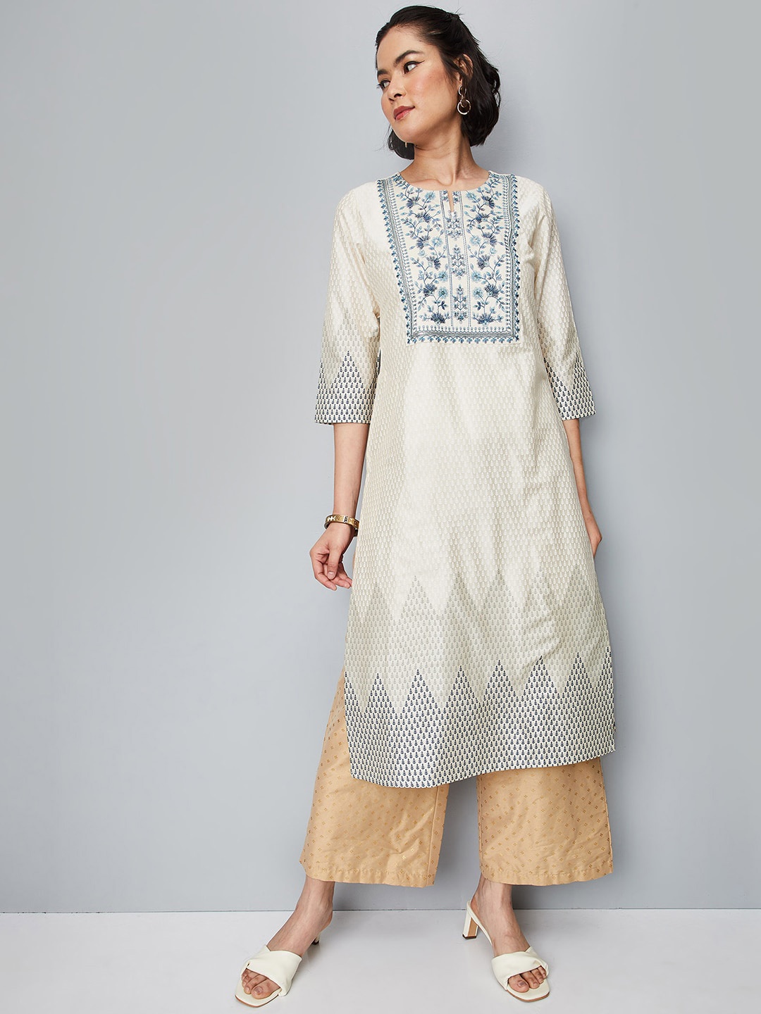 

max Ethnic Motifs Printed Thread Work Straight Kurta, Off white