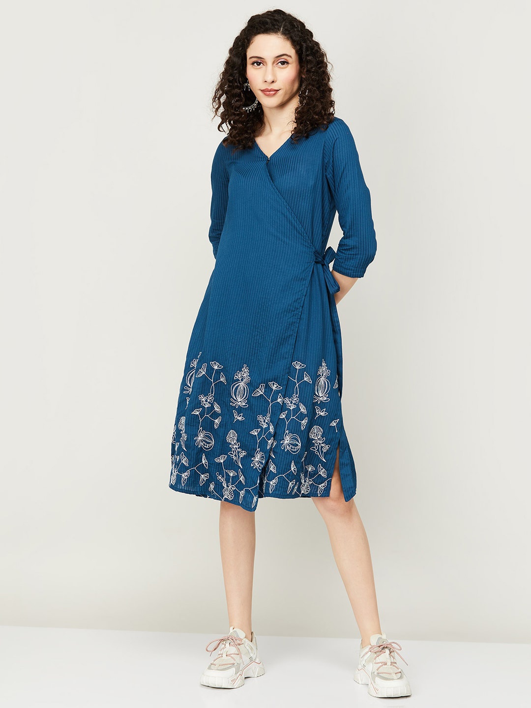 

Colour Me by Melange Floral Printed Cotton V-Neck Wrap Dress, Blue