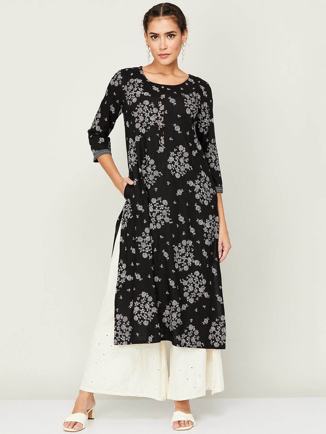 

Melange by Lifestyle Floral Printed Straight Kurta, Black