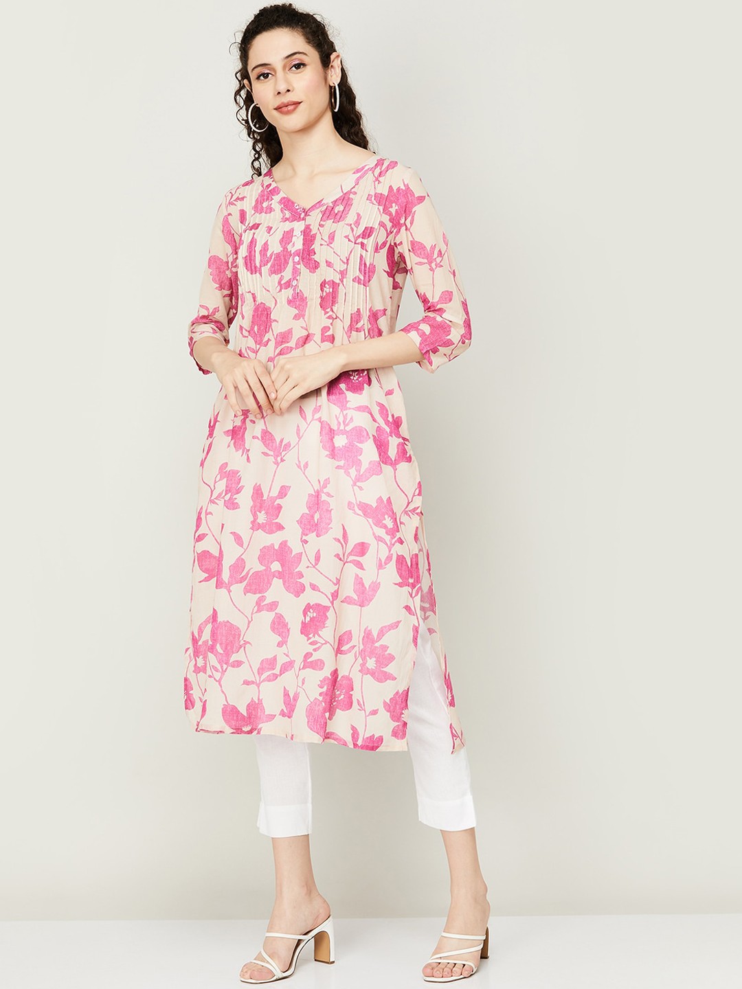 

Melange by Lifestyle Floral Printed Straight Kurta, Pink
