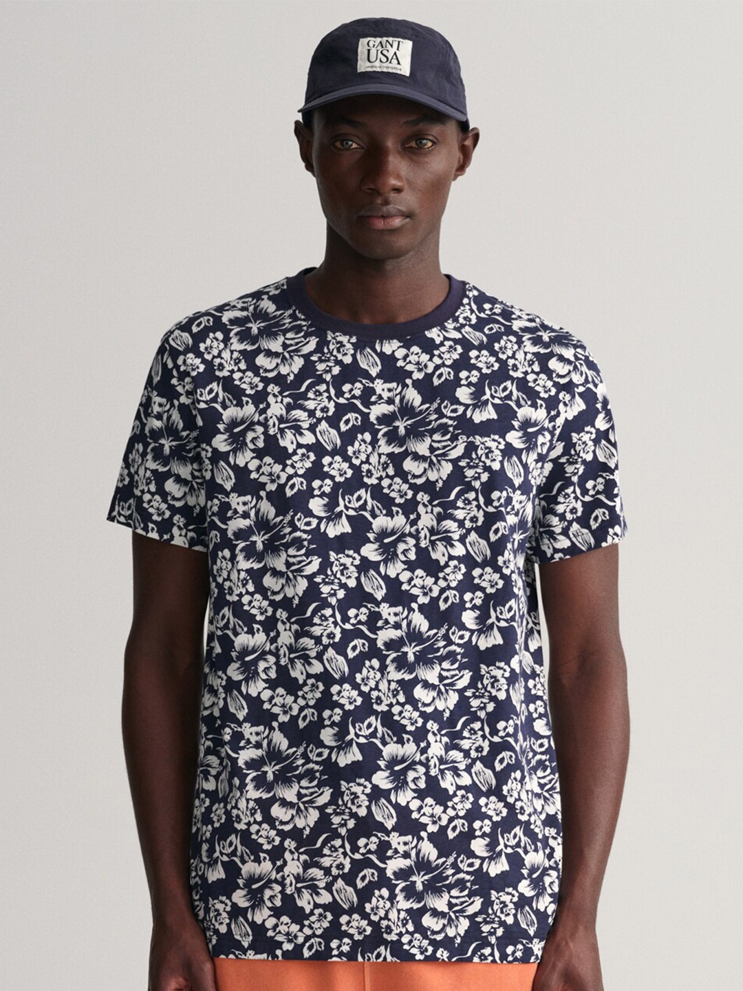 

GANT Floral Printed Round Neck Short Sleeves Pure Cotton T-shirt, Blue