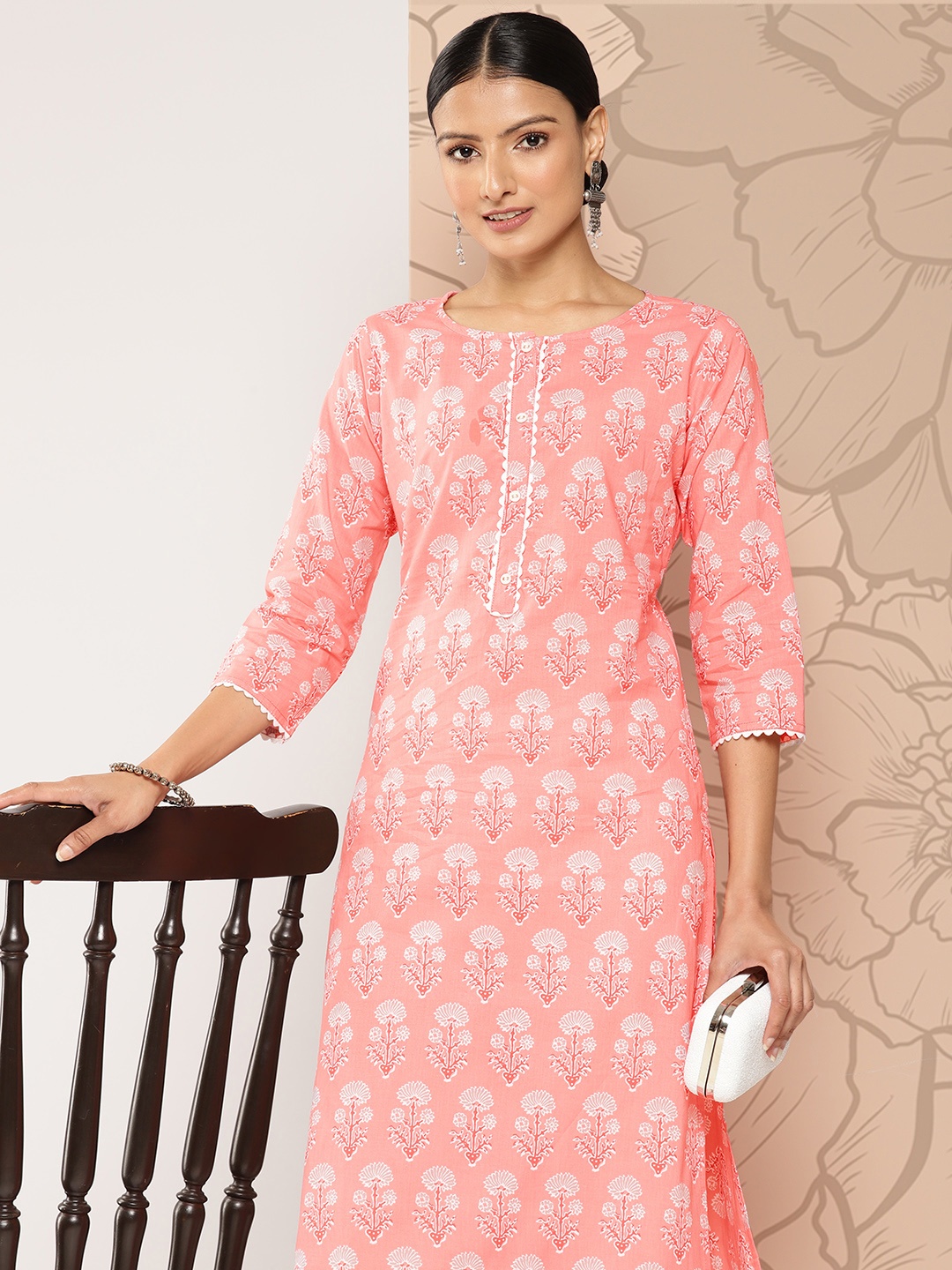 

Nayo Women Ethnic Motifs Printed Kurta, Peach