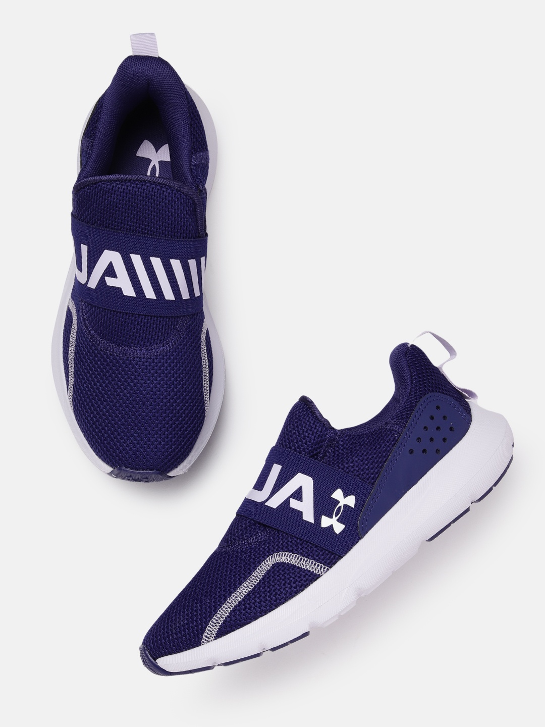 

UNDER ARMOUR Women Woven Design Surge 3 Slip Running Shoes, Blue