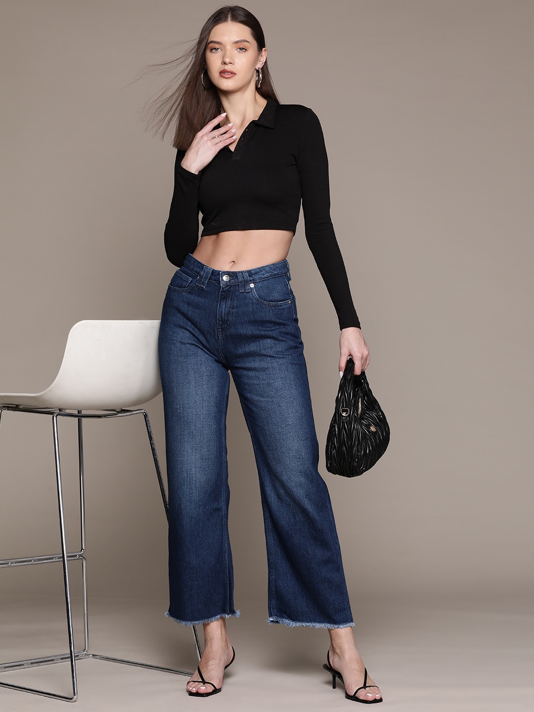 

bebe Women Denim Daze Straight Fit High-Rise Jeans, Navy blue