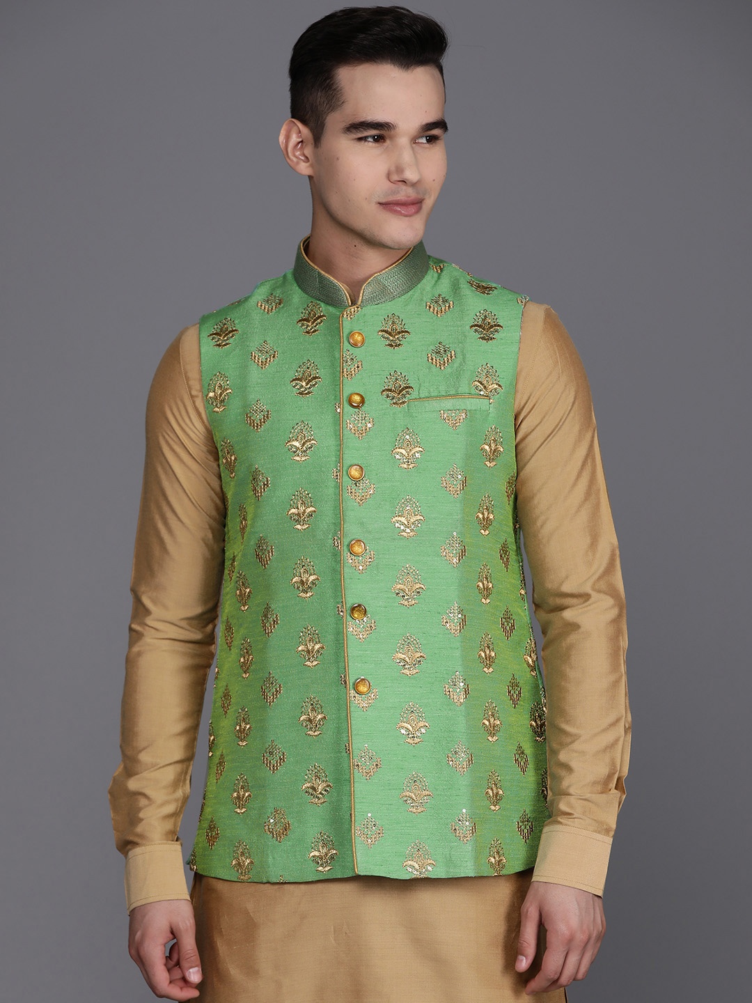 

Manu Art Silk Embroidered Sleeveless Nehru Jacket, Green