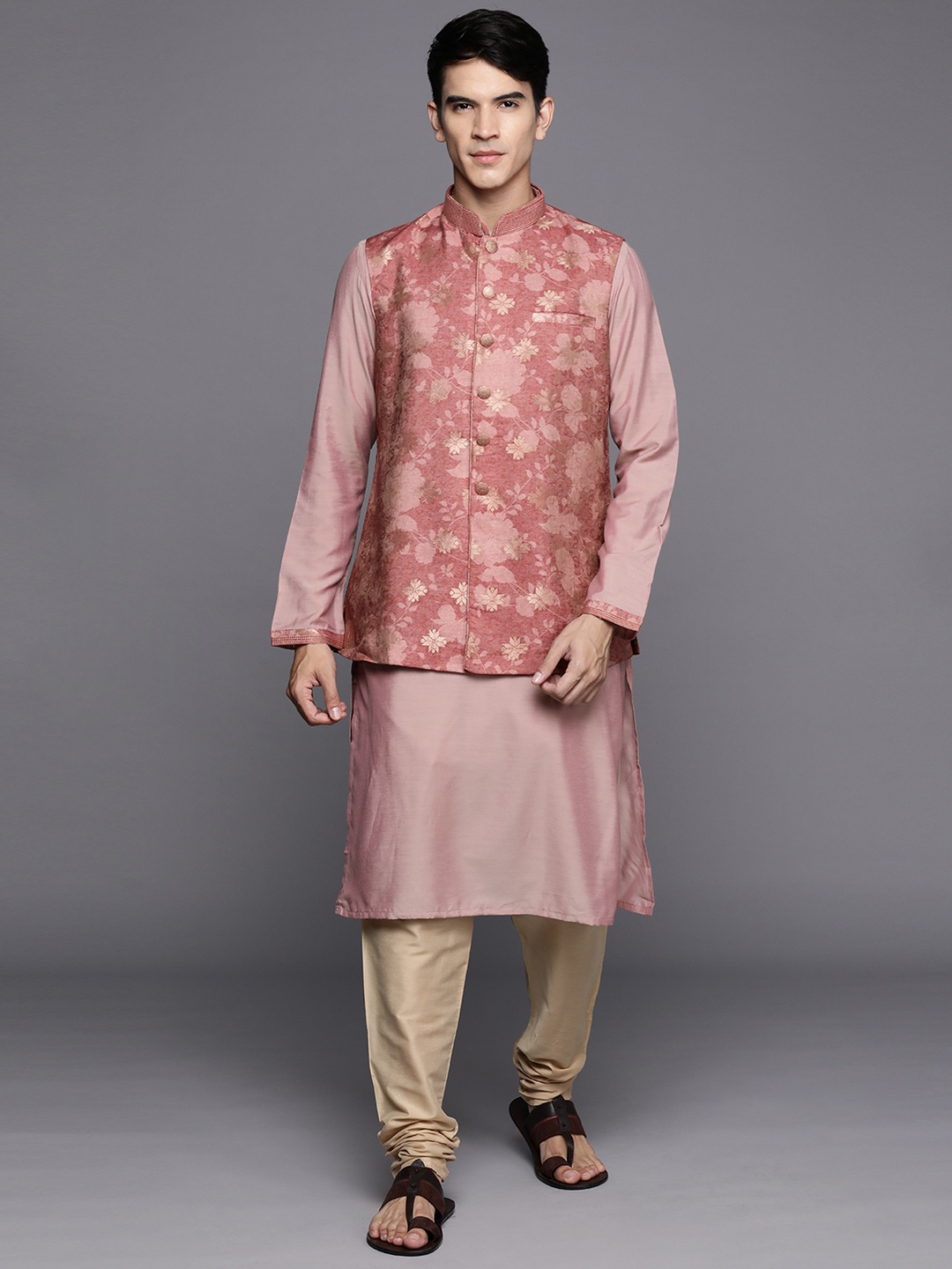 

Manu Men Pink Regular Kurta with Churidar & Jacket