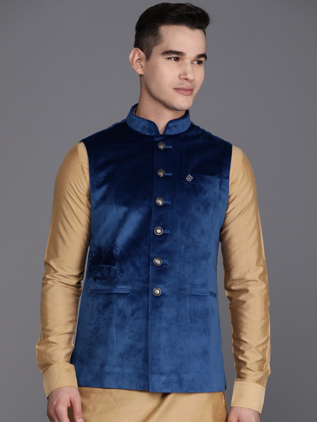 

Manu Velvet Finish Sleeveless Nehru Jacket, Blue