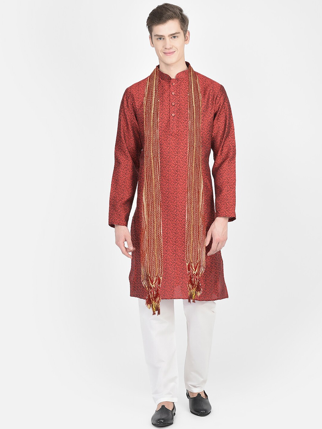 

SG LEMAN Woven Design Mandarin Collar Kurta with Pyjamas & With Dupatta, Maroon