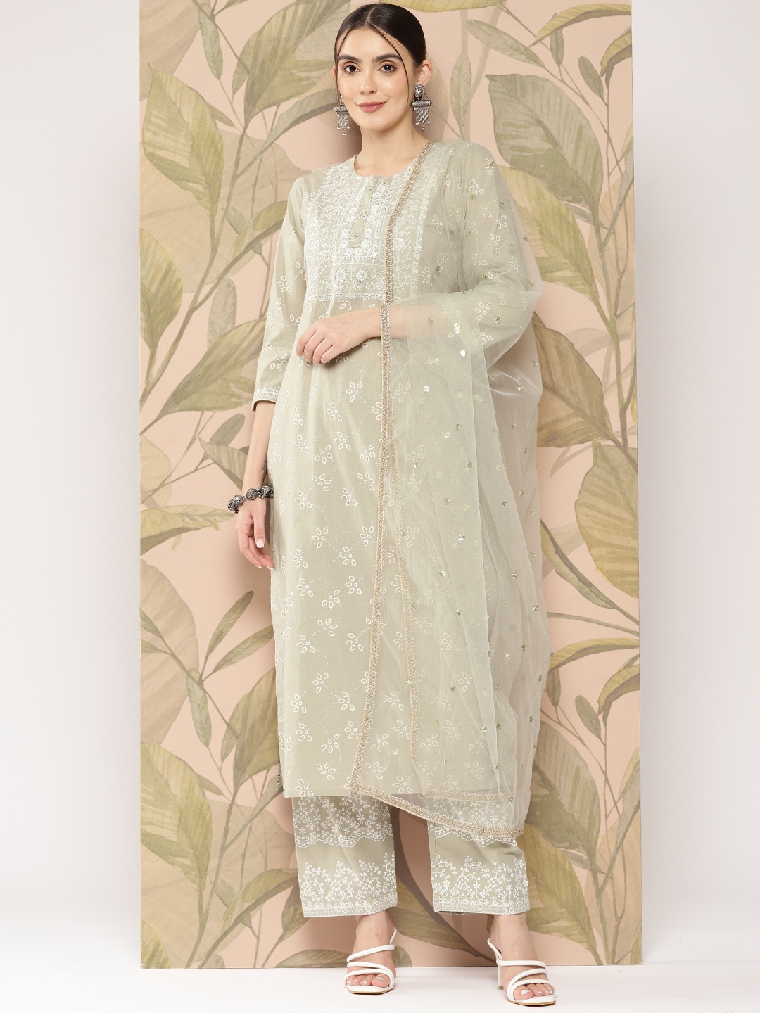 

Nayo Embroidered Regular Thread Work Kurta with Palazzos & With Dupatta, Green