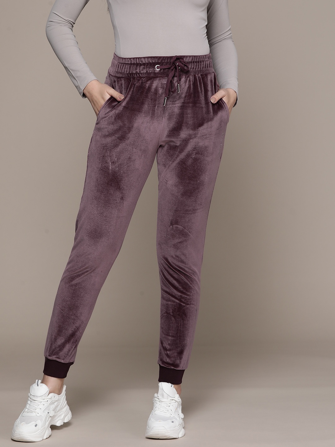 

bebe Women All Day Velour Joggers, Mauve