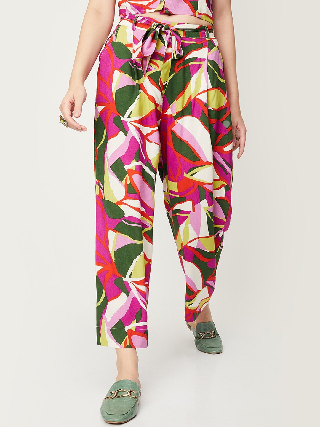 

max Women Floral Printed Pleated Trousers, Pink