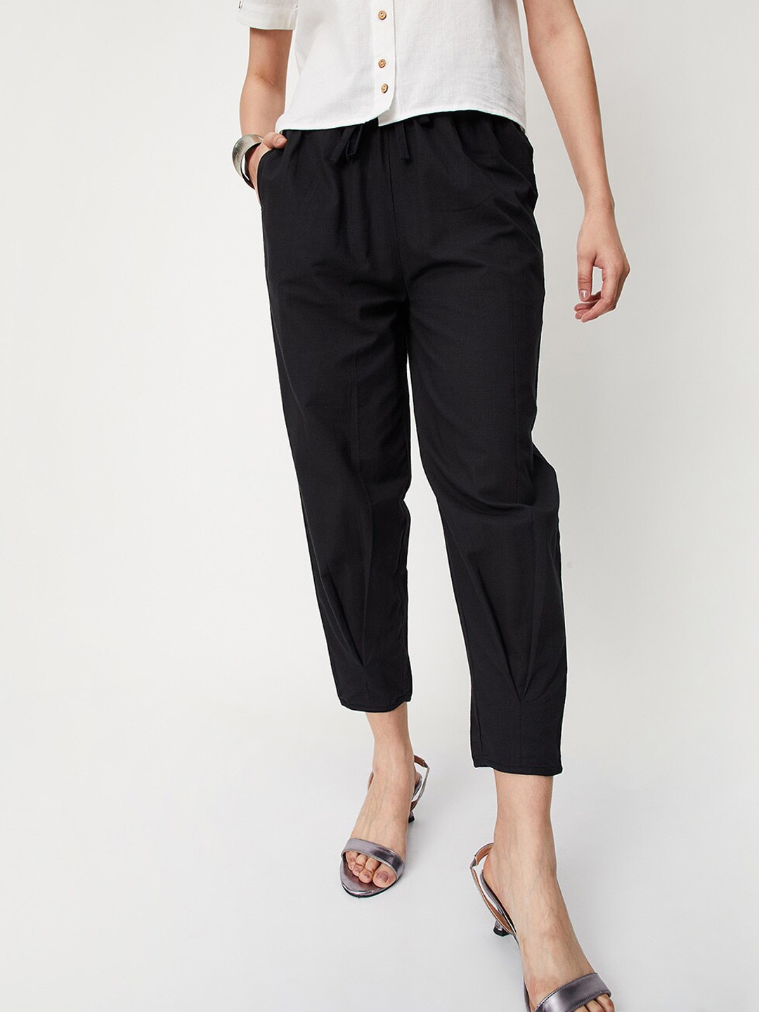 

max Women Cotton Regular Trousers, Black