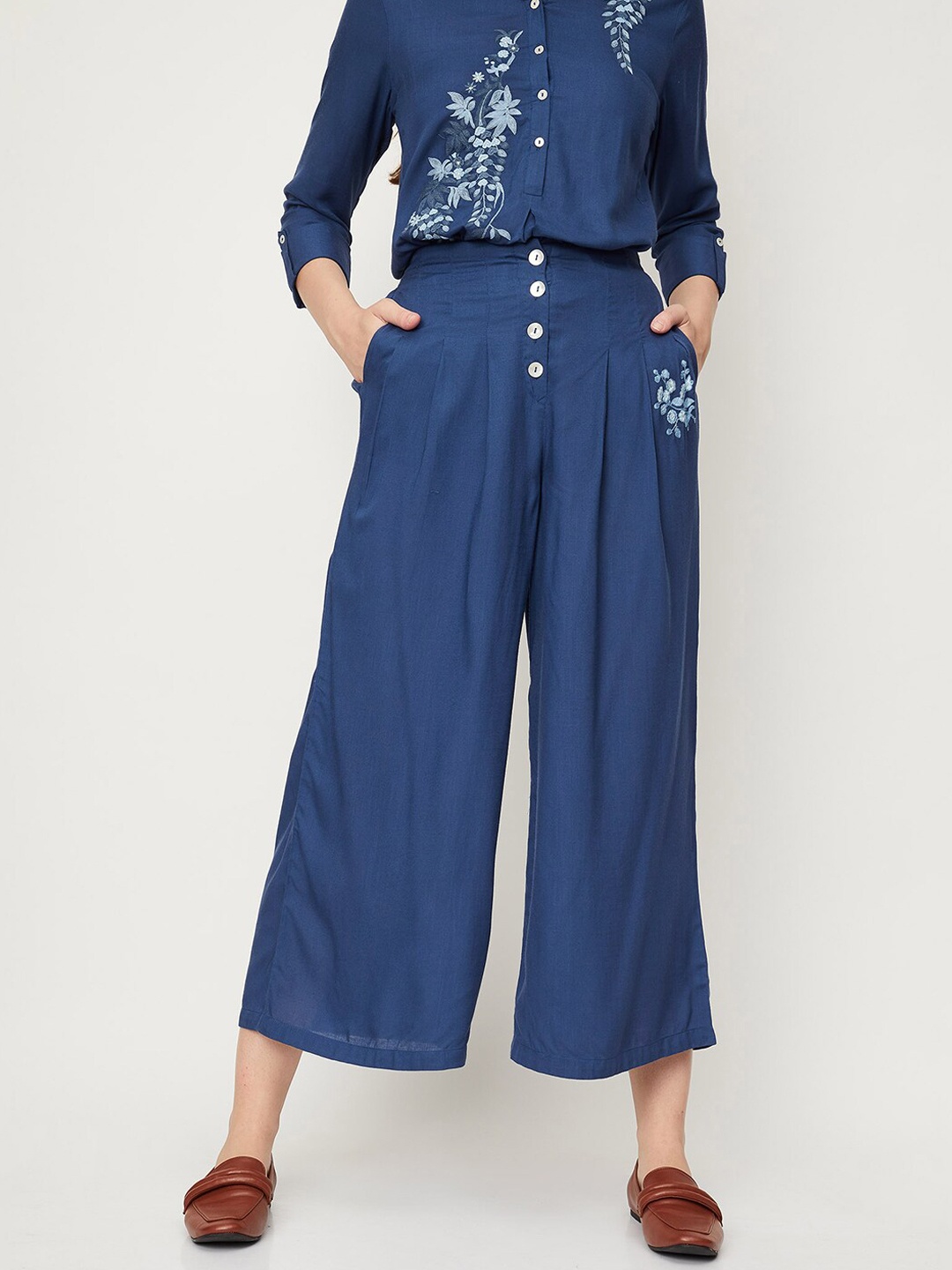 

max Women Floral Embroidered Pleated Parallel Trousers, Navy blue