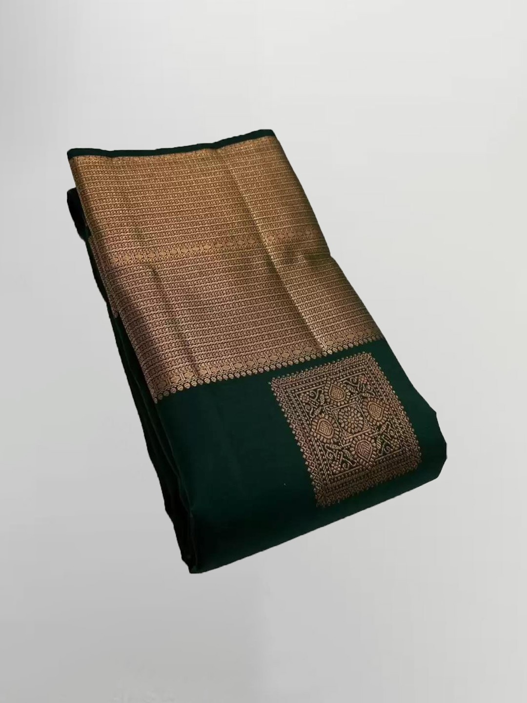 

Naishu Trendz Ethnic Motif Woven Design Zari Pure Silk Kanjeevaram Saree, Green