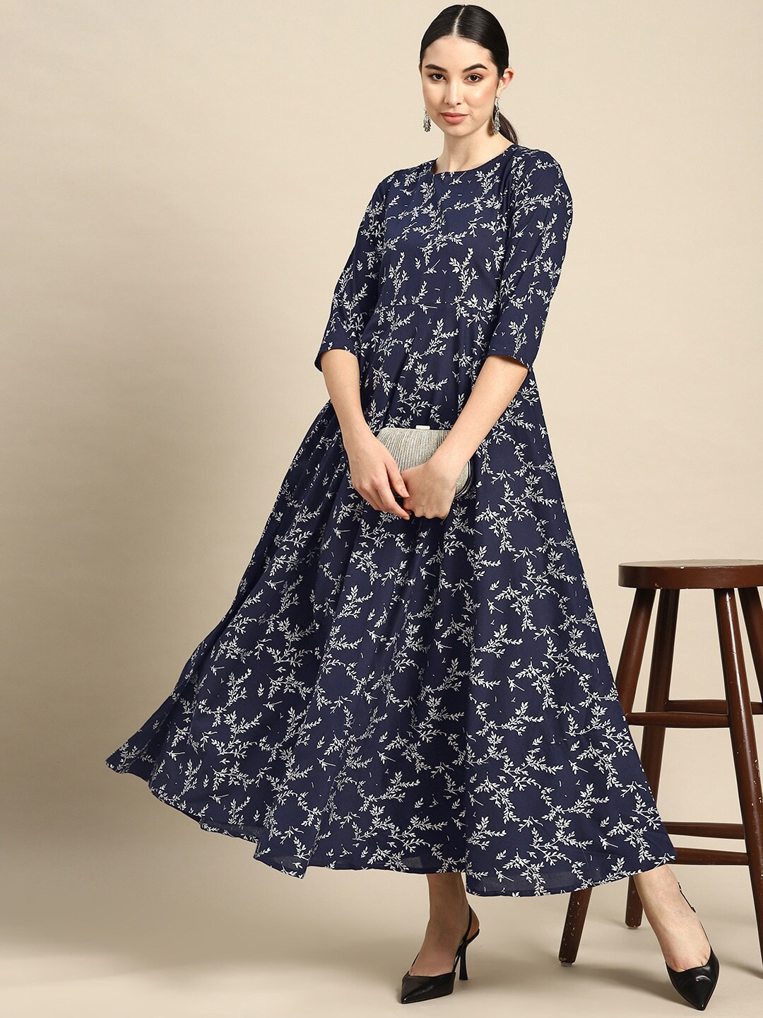 

Nayo Floral Printed Flared Dress, Navy blue