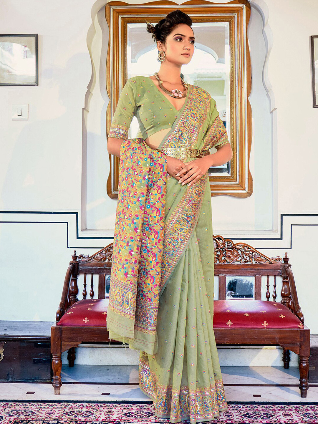 

Mitera Green & Pink Ethnic Motif Woven Design Silk Cotton Jamdani Saree
