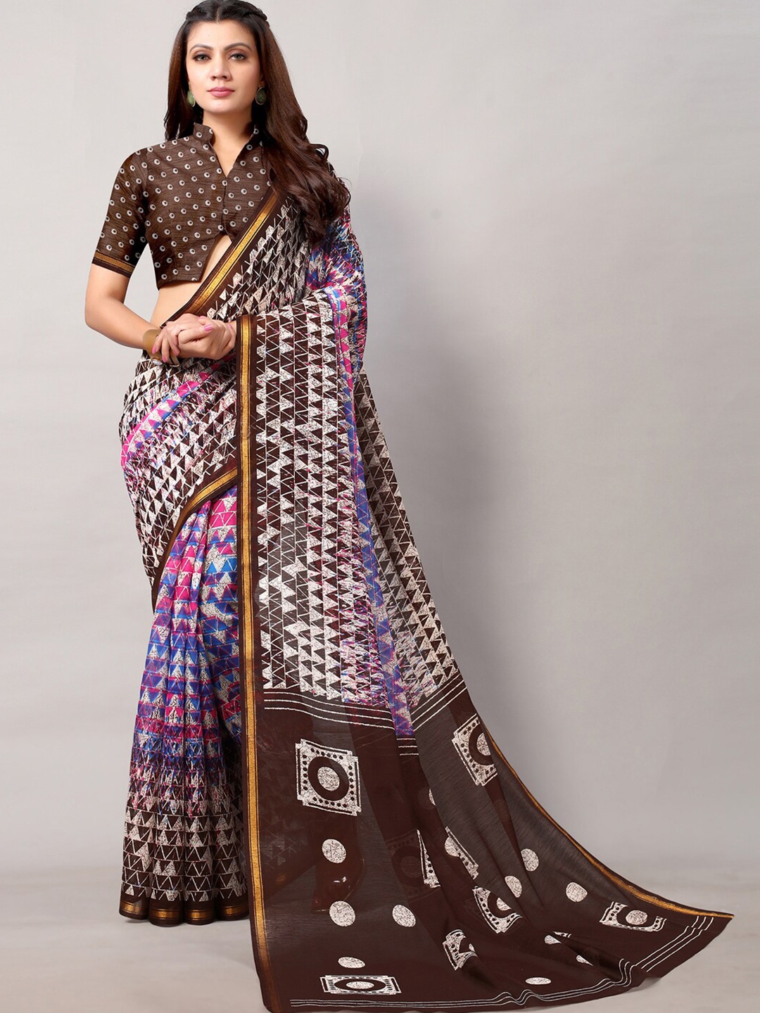 

KALINI Geometric Printed Zari Saree With Blouse Piece, Brown